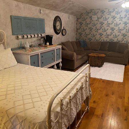 Bed And Breakfast Suite At The Wooded Retreat Pine City Esterno foto
