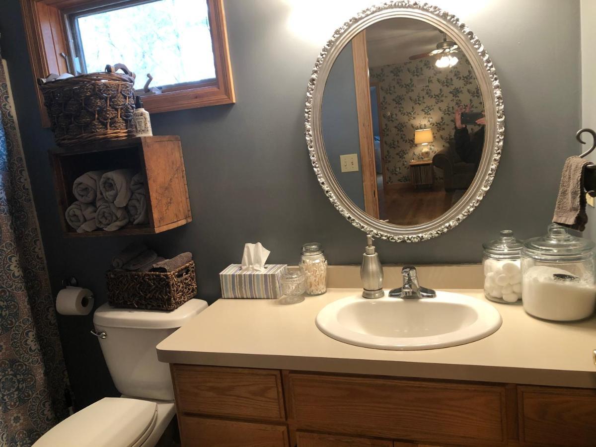 Bed And Breakfast Suite At The Wooded Retreat Pine City Esterno foto