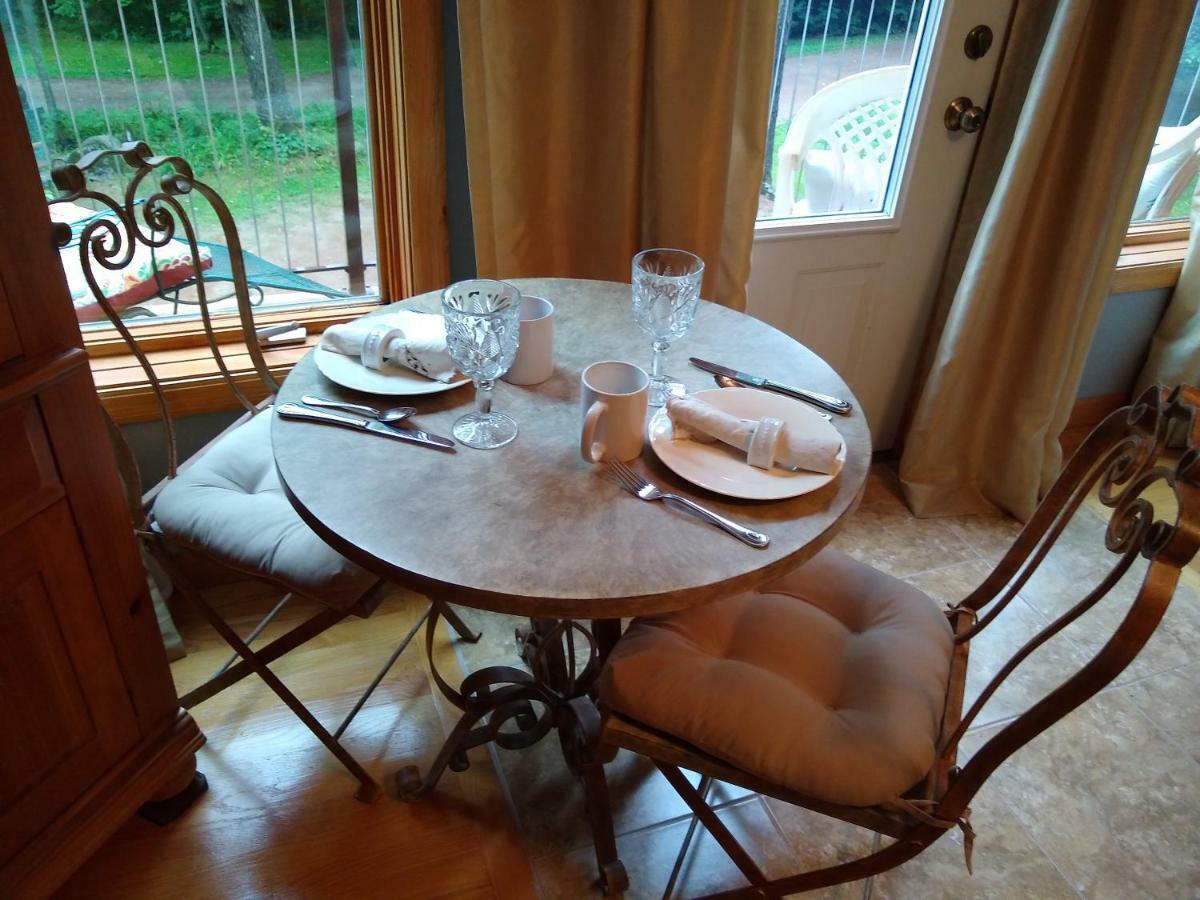 Bed And Breakfast Suite At The Wooded Retreat Pine City Esterno foto